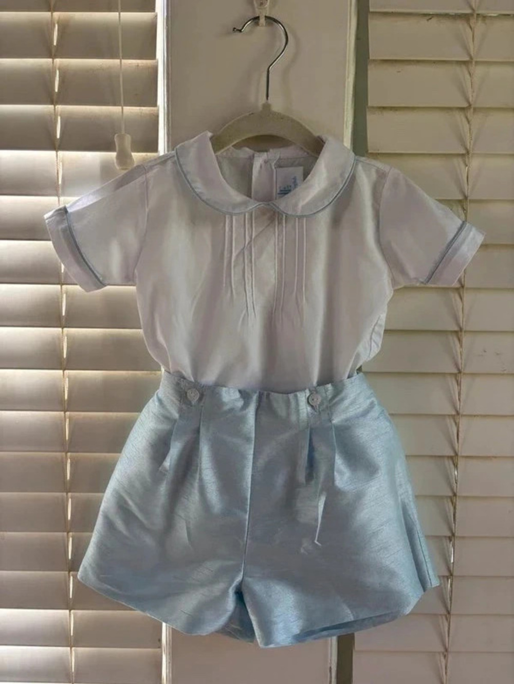 Little English Toddler Boys Dressy Short Set Size 24’M